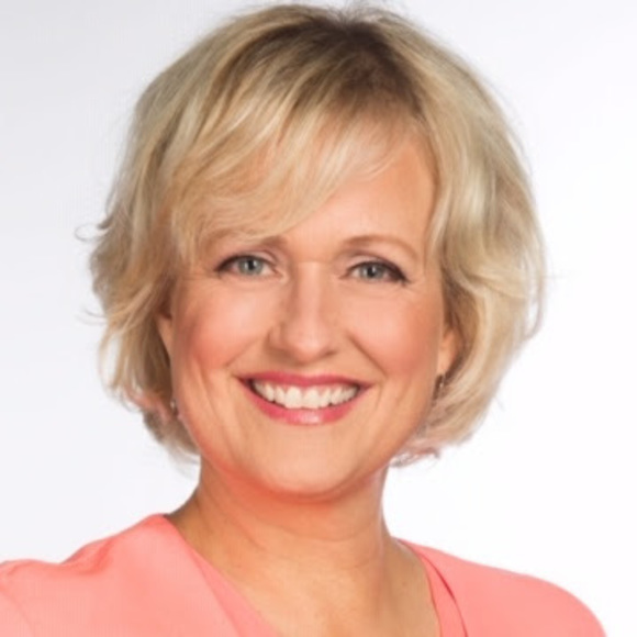 Meet your Posher, Lucy - Picture 1 of 1